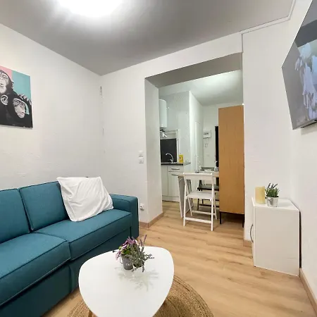 Rollin 7 Yourhosthelper Apartment *